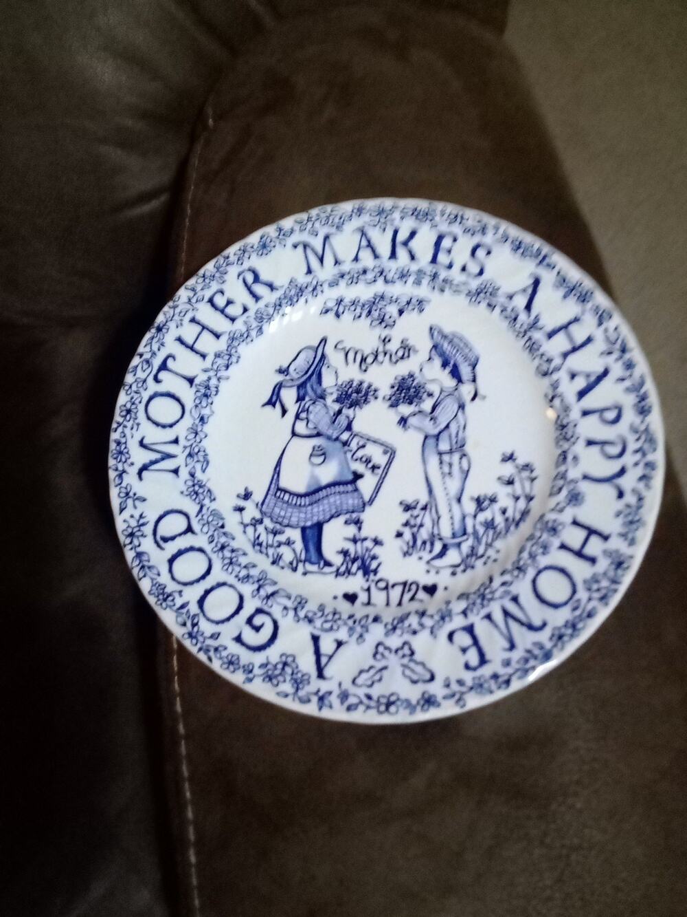 Crownford China Co. Norma Sherman England Vintage 1972 Mother Tribute Plate